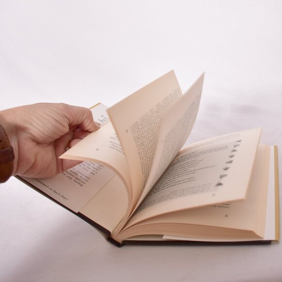 Just Hand over the Chocolate and No One Will Get Hurt [Hardcover] - Picture 7 of 11